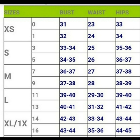 Gorgeous Gingham Pink White Dress - Picture 8 of 8